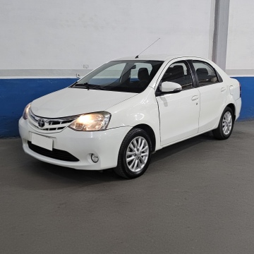 Toyota Etios XLS 1.5 Nafta/gnc